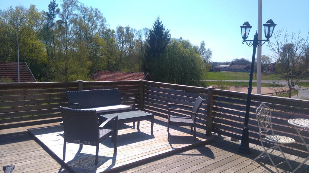 Byskolansvandrarhem Bronnestad ภายนอก รูปภาพ