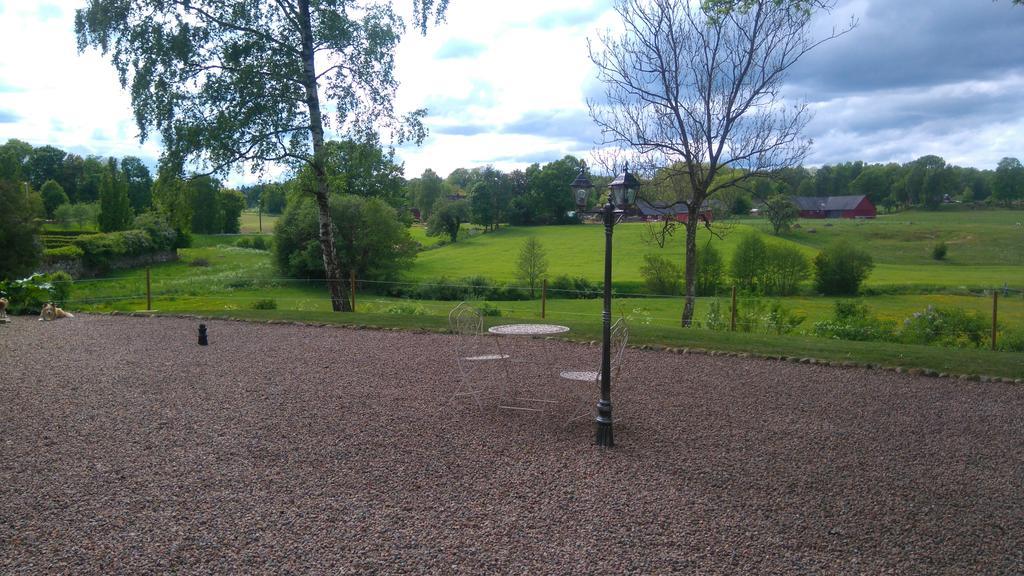 Byskolansvandrarhem Bronnestad ภายนอก รูปภาพ