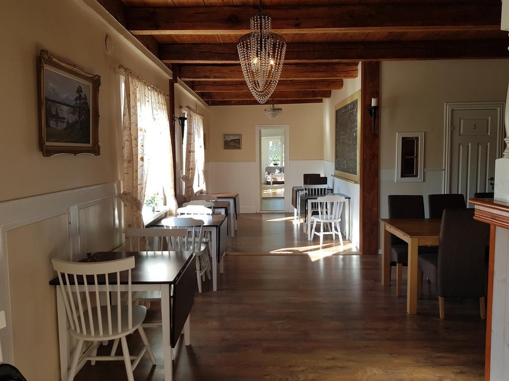 Byskolansvandrarhem Bronnestad ภายนอก รูปภาพ