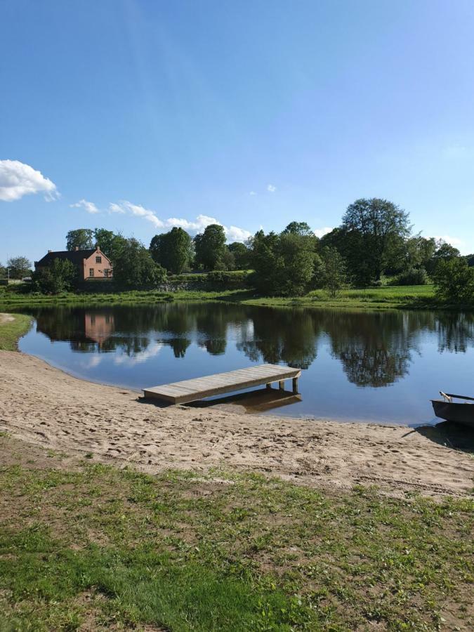 Byskolansvandrarhem Bronnestad ภายนอก รูปภาพ