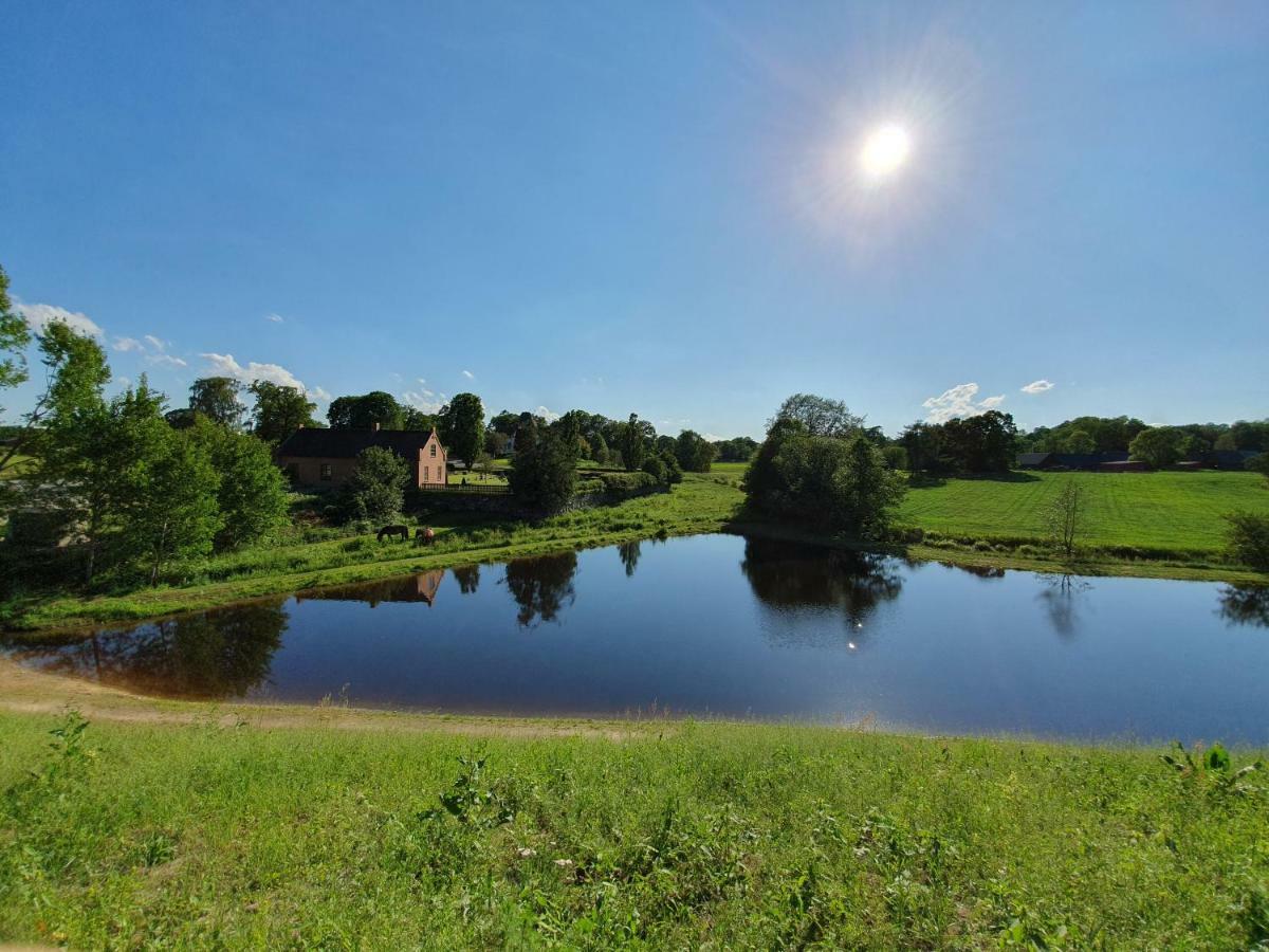 Byskolansvandrarhem Bronnestad ภายนอก รูปภาพ